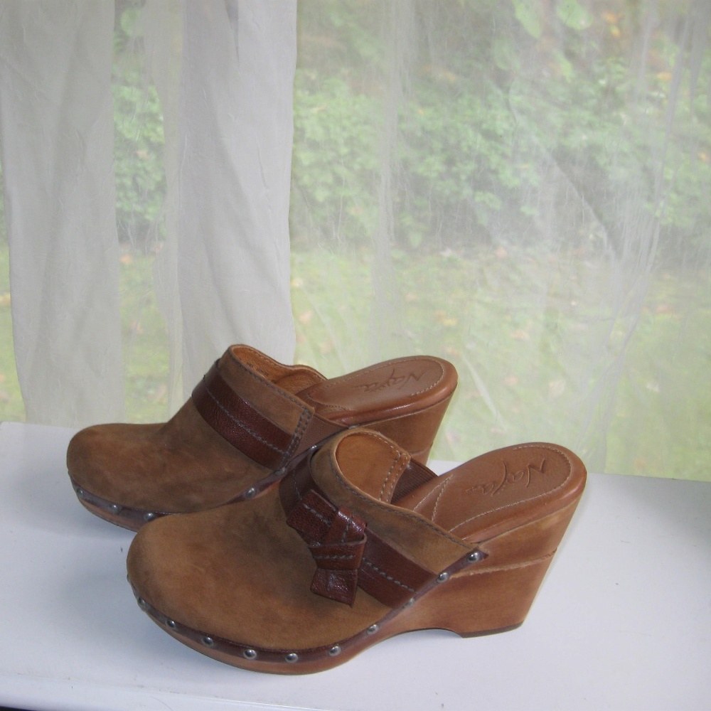 Naya Irina Platform Clog Suede NEW
